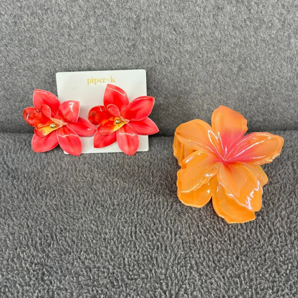 Piper K Flower Earring & Hair Clip Set Orange Tropical Floral Beach Bora Hawaii